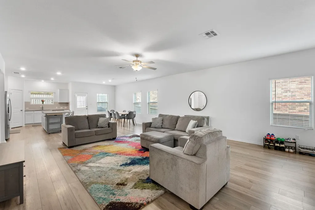 1240 Sweetspire Street Leander TX 78641