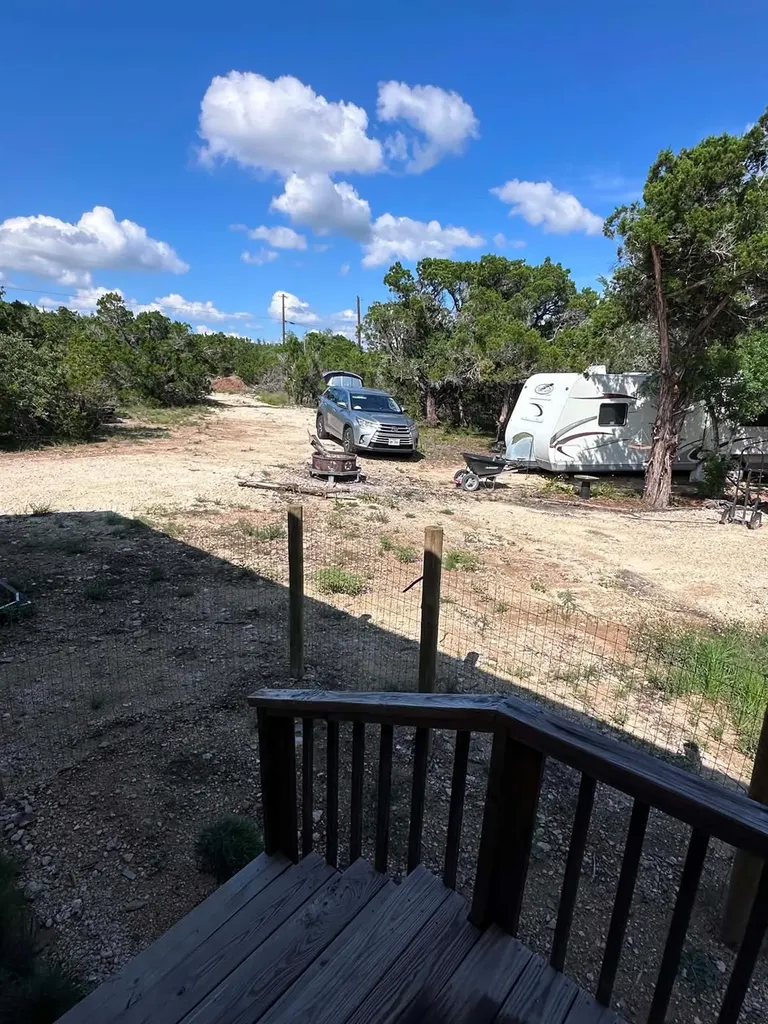 417 Prochnow Road Dripping Springs TX 78620