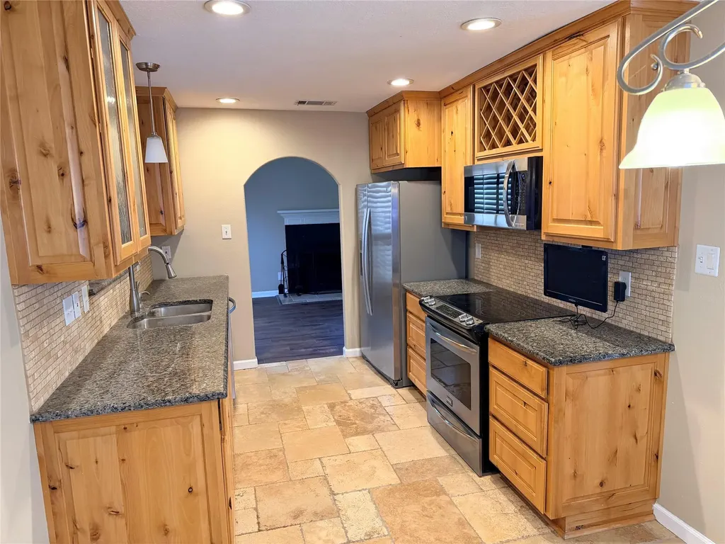 3103 Whisper Oaks Lane Georgetown TX 78628