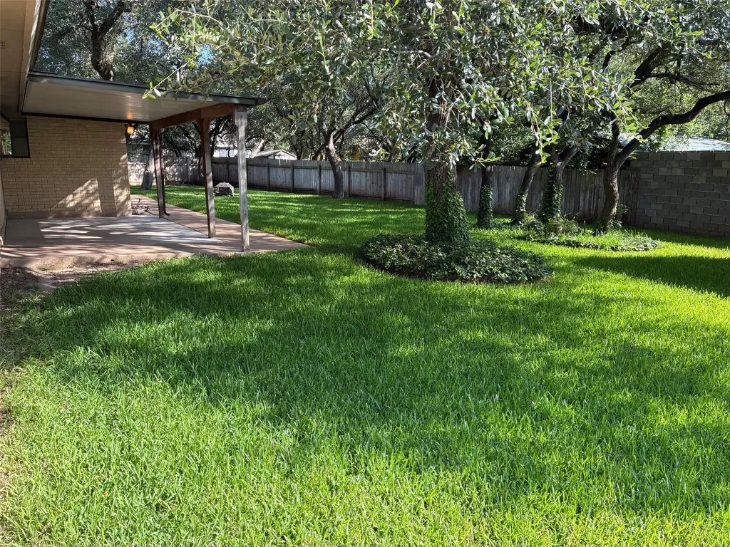 203 Oakwood Drive Georgetown TX 78628