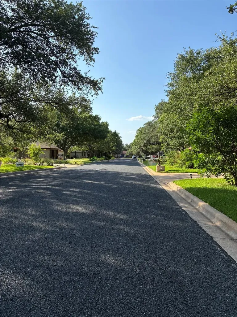 203 Oakwood Drive Georgetown TX 78628