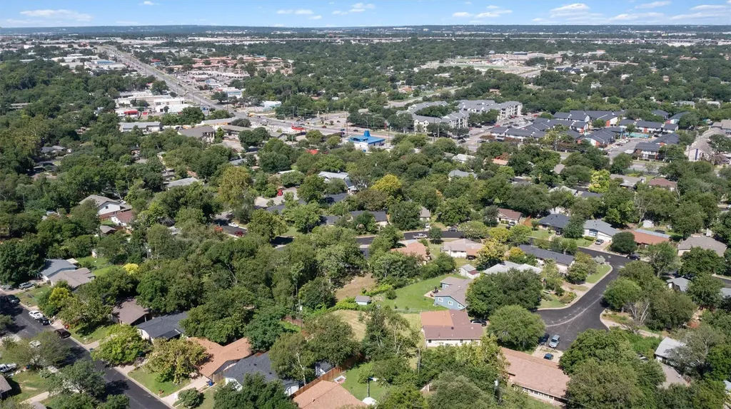 9009 Glenn Lane Austin TX 78753
