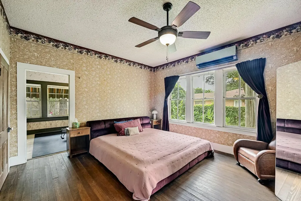 805 Main Street Bastrop TX 78602