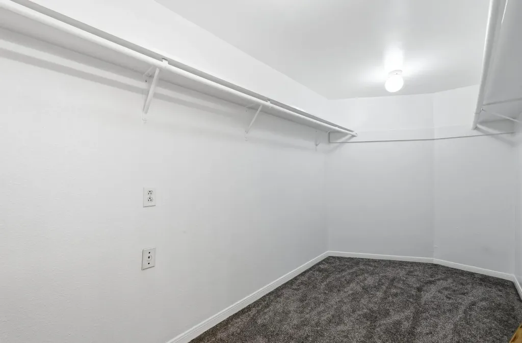 1601 Faro Drive Austin TX 78741