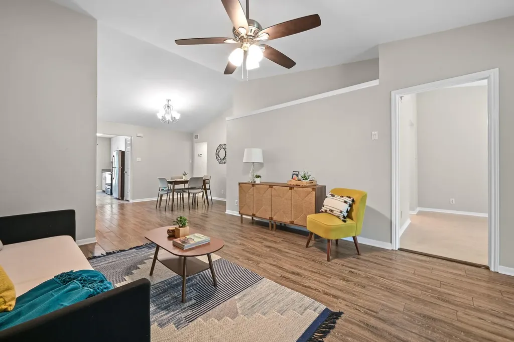 1601 Faro Drive Austin TX 78741