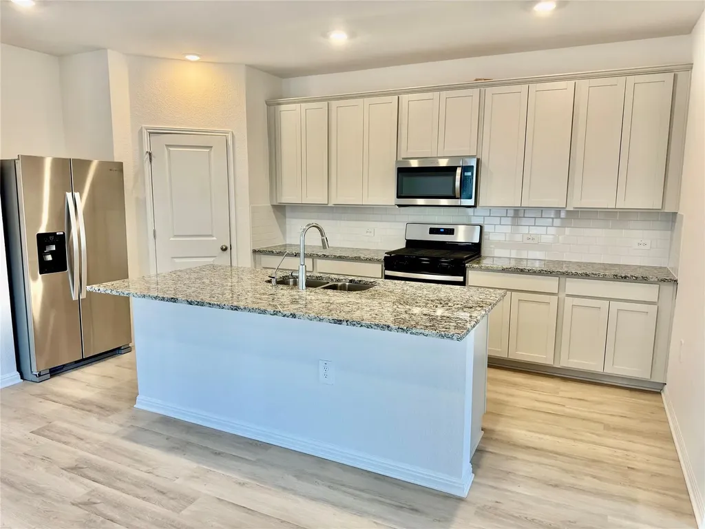 5013 Stockton Lane Del Valle TX 78617