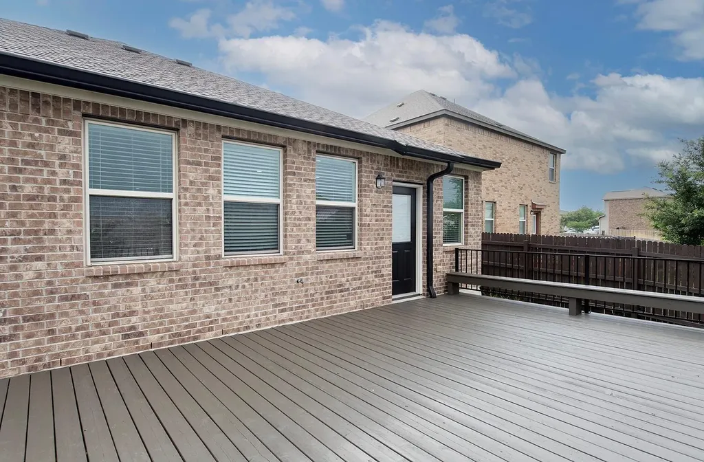 1209 Natchez Trail Leander TX 78641