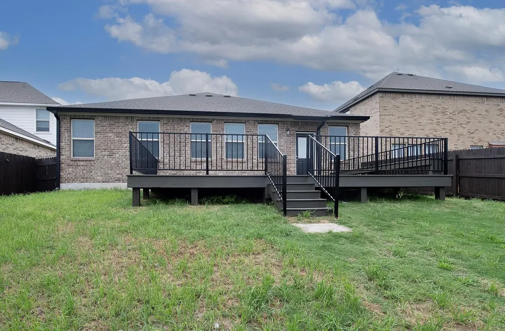 1209 Natchez Trail Leander TX 78641