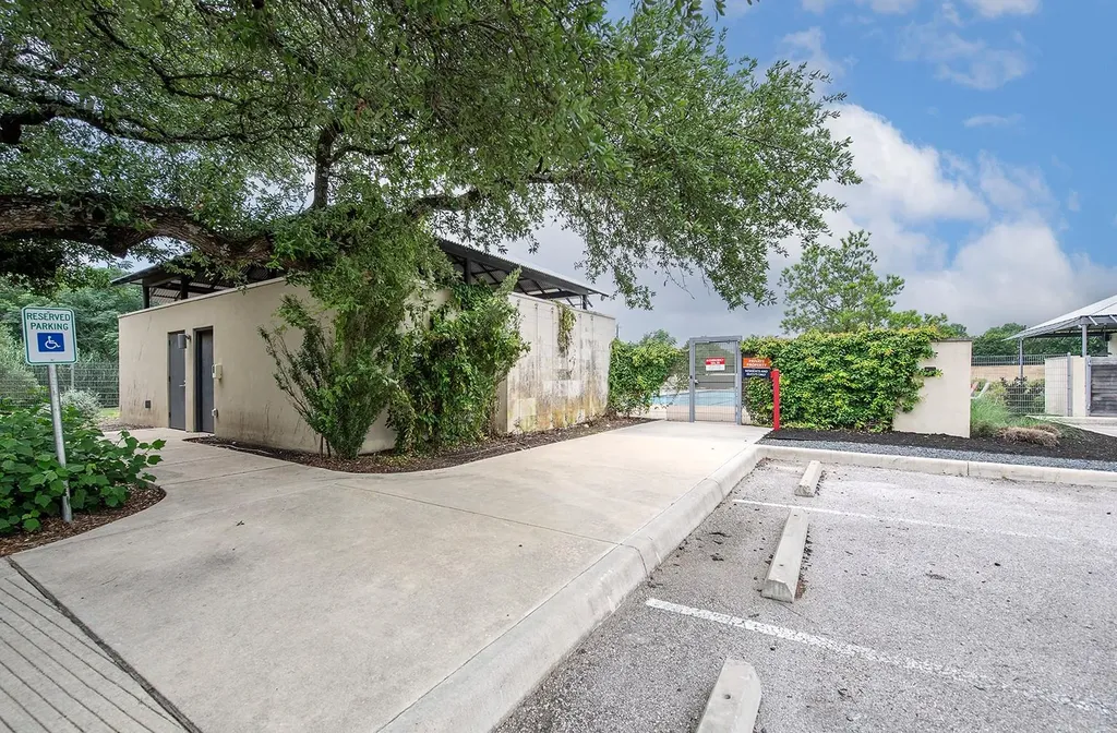 1209 Natchez Trail Leander TX 78641