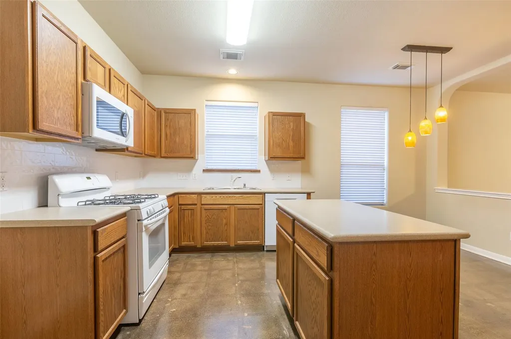 11512 Flushwing Drive Austin TX 78754