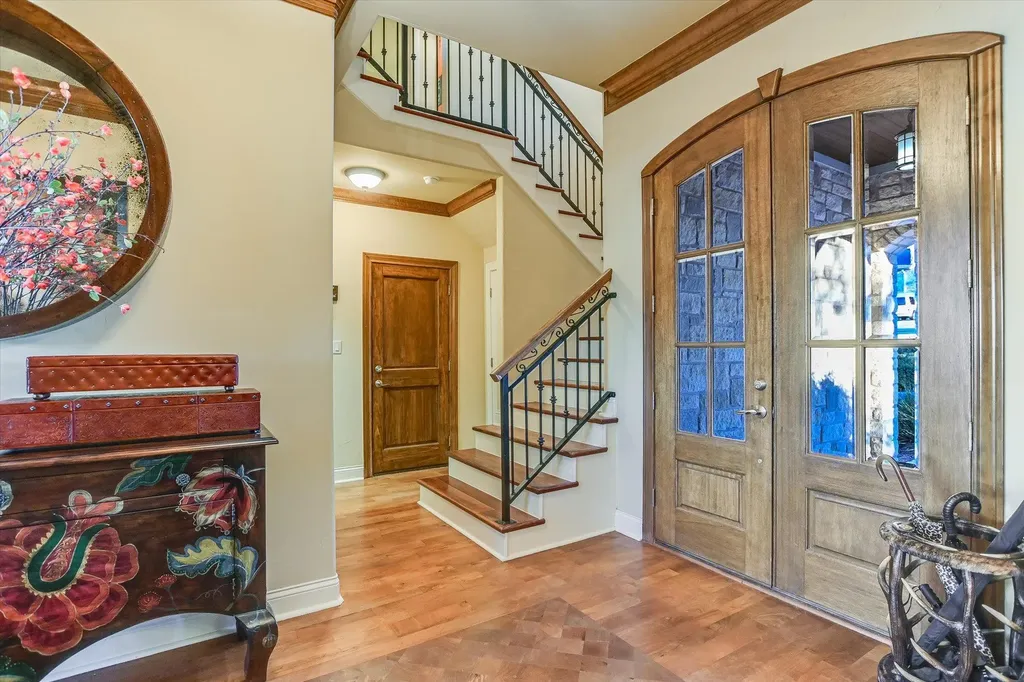 633 Wesley Ridge Drive Spicewood TX 78669