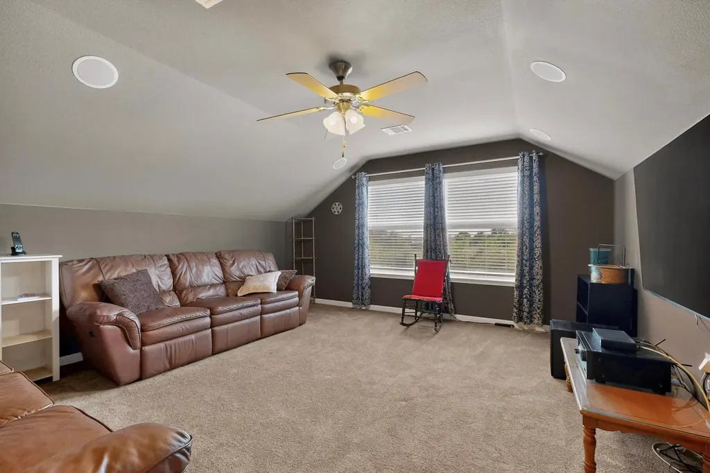 296 Still Hollow Creek Buda TX 78610