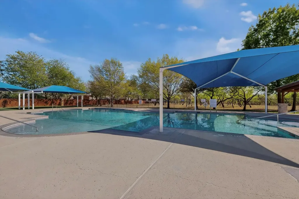 296 Still Hollow Creek Buda TX 78610
