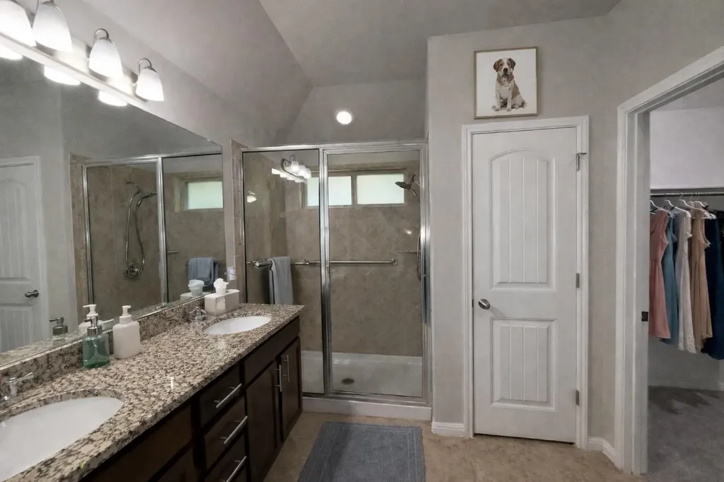 217 Lewisville Lane Leander TX 78641