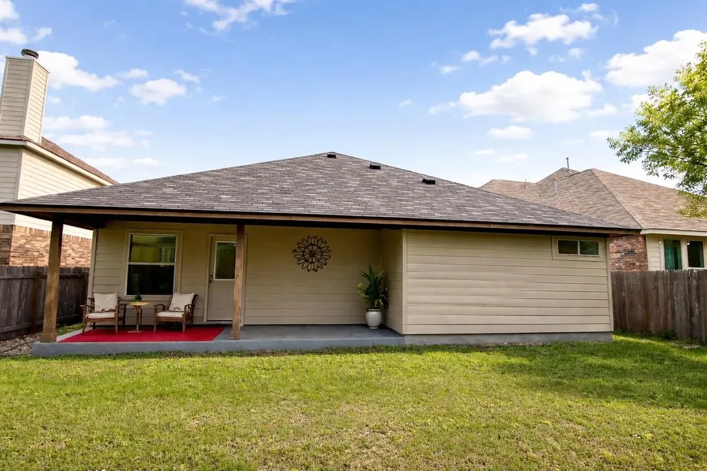 217 Lewisville Lane Leander TX 78641