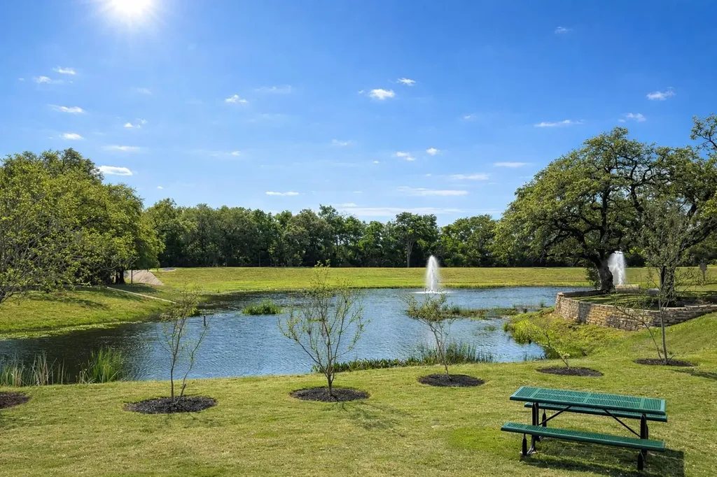 217 Lewisville Lane Leander TX 78641
