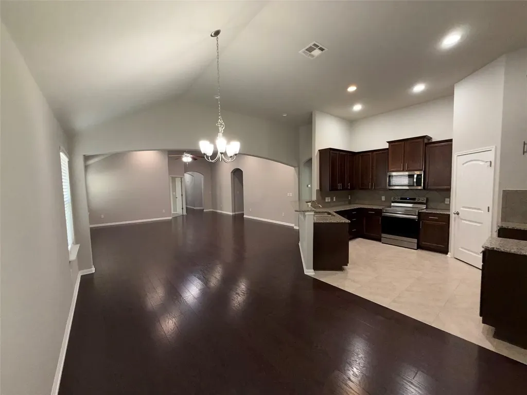 217 Lewisville Lane Leander TX 78641
