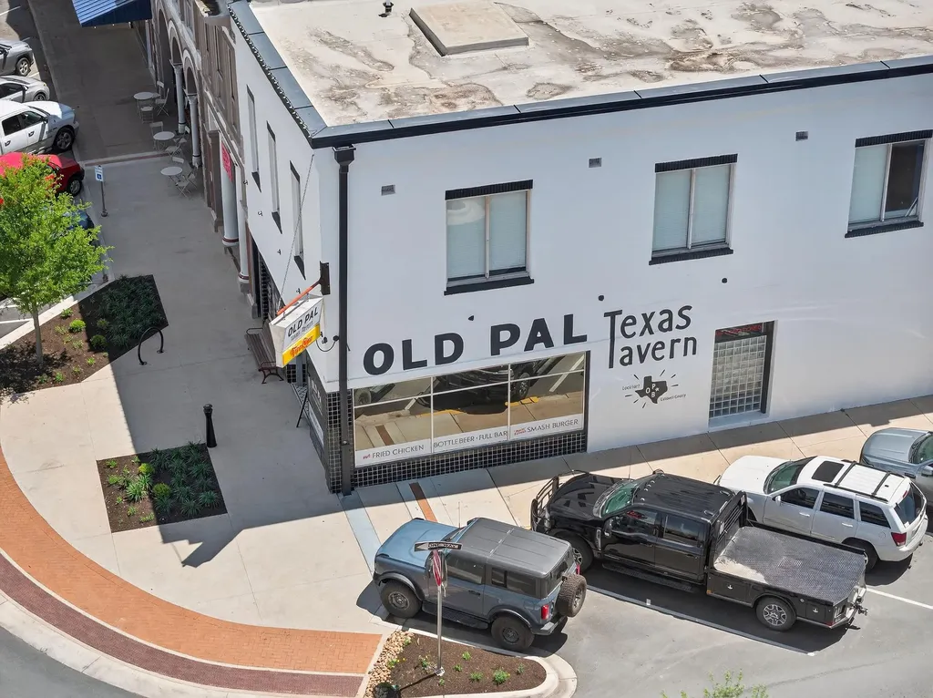 621 S Main Street Lockhart TX 78644