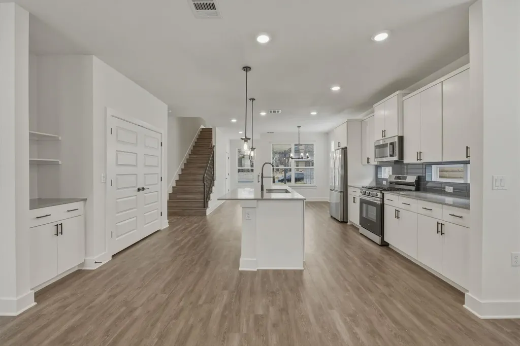 2009 Iroquois Lane Austin TX 78741