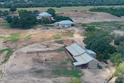 6887 Von Ormy Road Von Ormy TX 78073