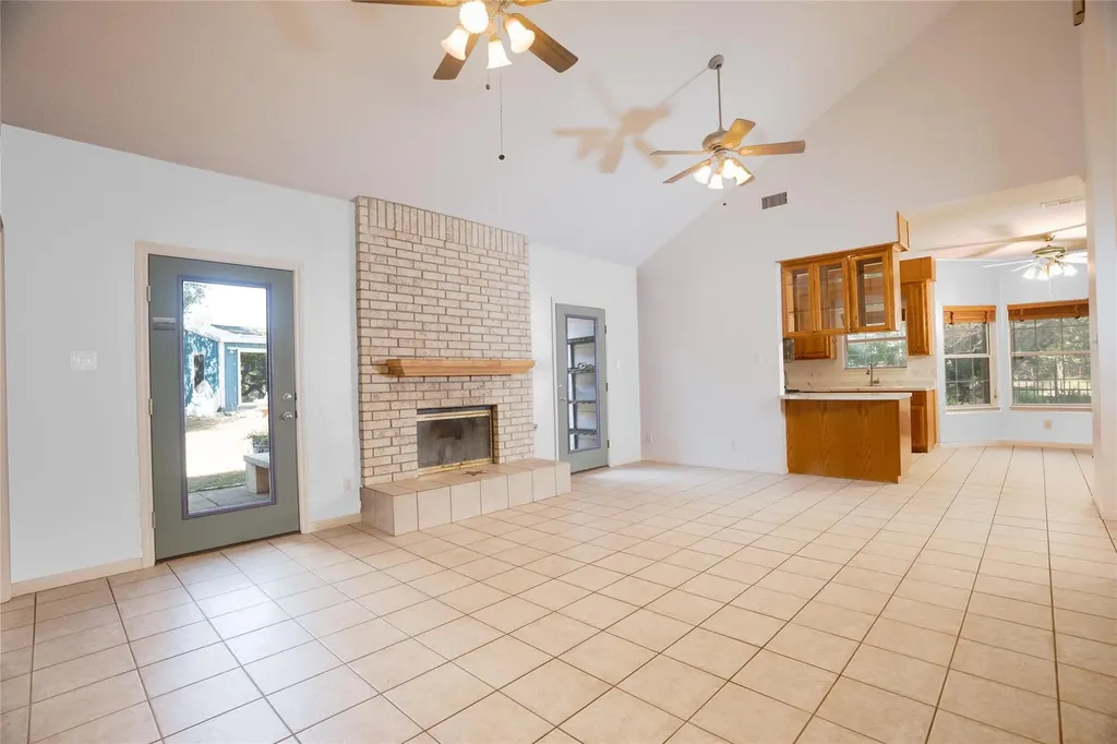 1751 County Road 255 Georgetown TX 78633