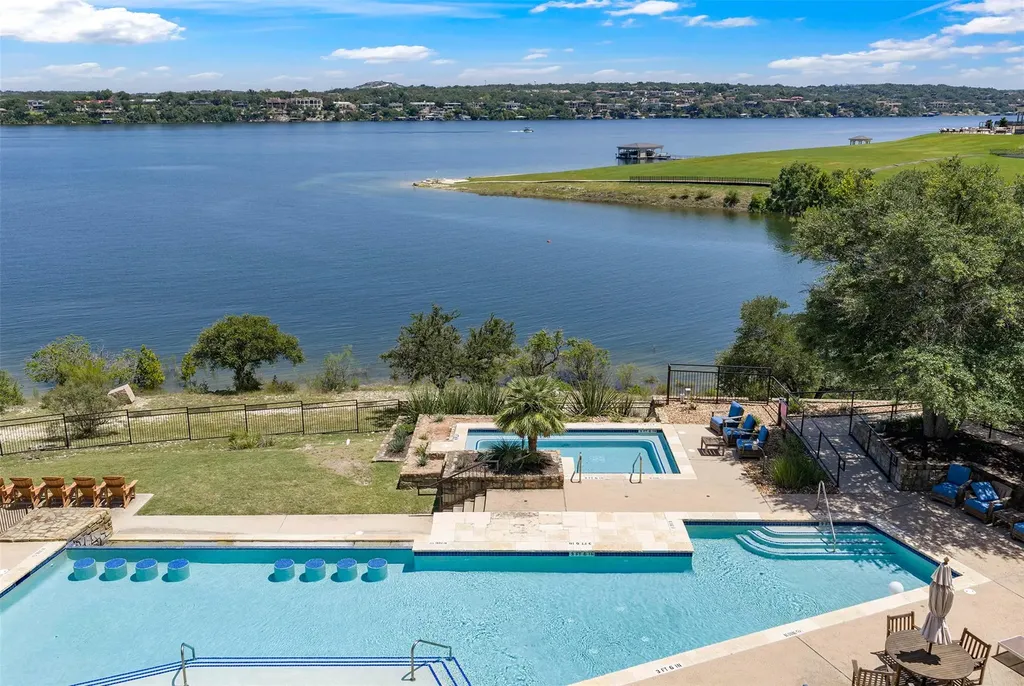 1101 Ivean Pearson Road Lago Vista TX 78645