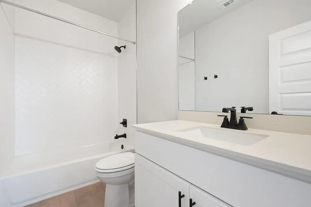 162 Grayson Elm Pass Dripping Springs TX 78620