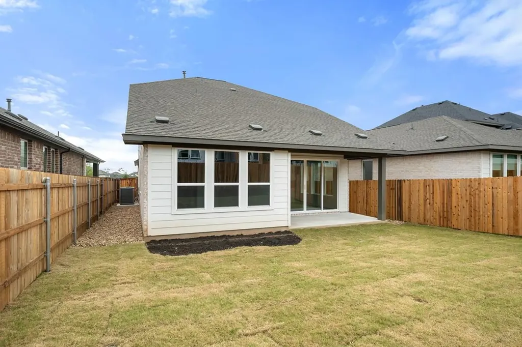 162 Grayson Elm Pass Dripping Springs TX 78620