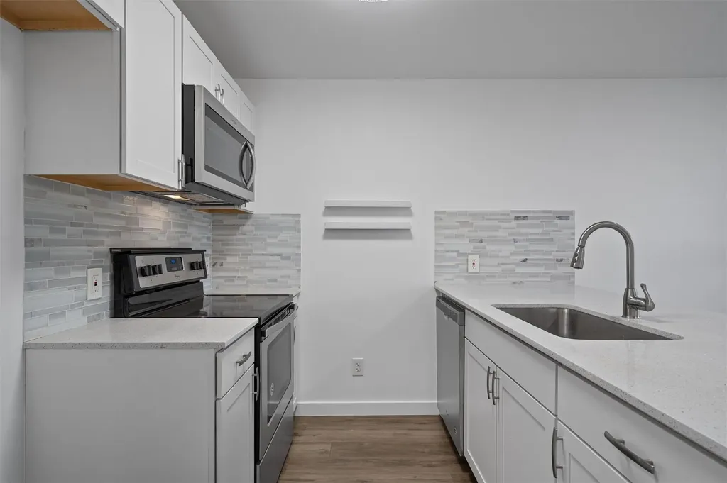 6409 Burns Street Austin TX 78752