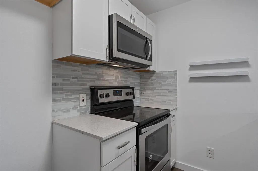 6409 Burns Street Austin TX 78752