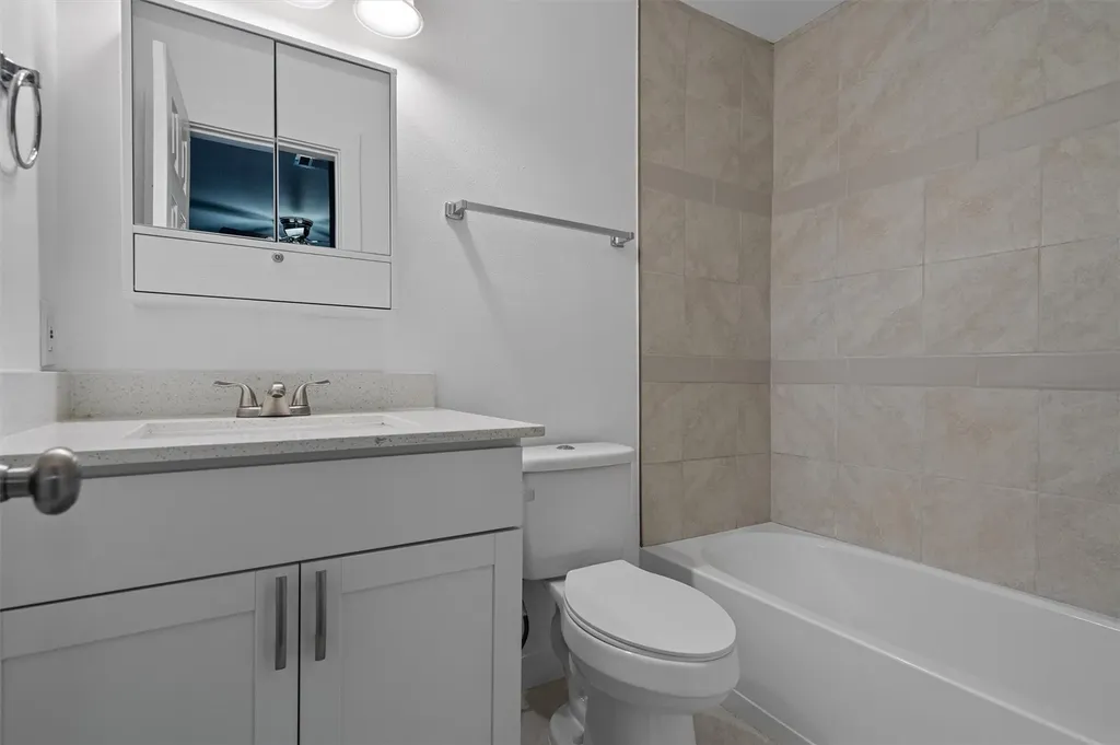 6409 Burns Street Austin TX 78752