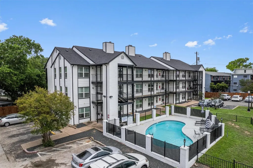 6409 Burns Street Austin TX 78752