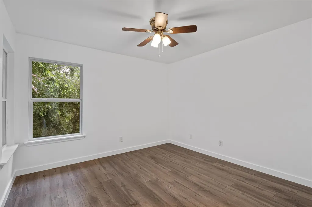 6409 Burns Street Austin TX 78752