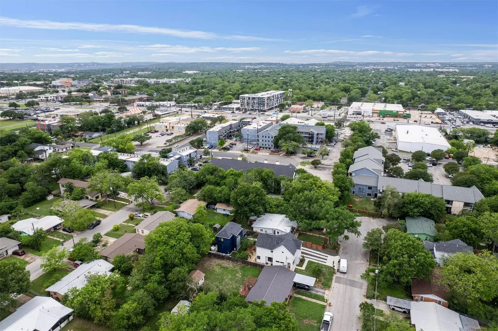 6409 Burns Street Austin TX 78752