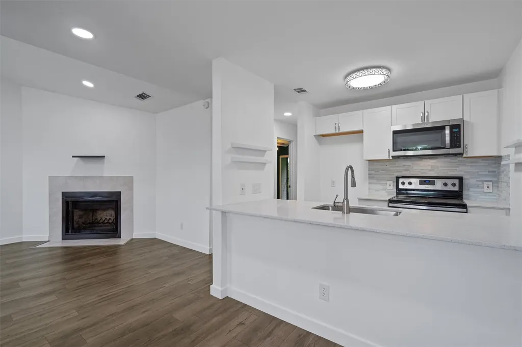 6409 Burns Street Austin TX 78752