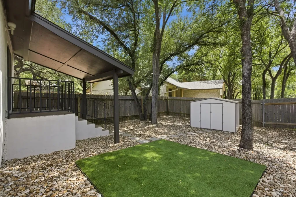 8142 Ceberry Drive Austin TX 78759