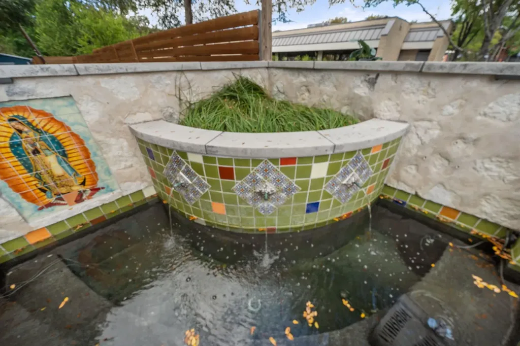 2507 Western Trails Boulevard Austin TX 78745