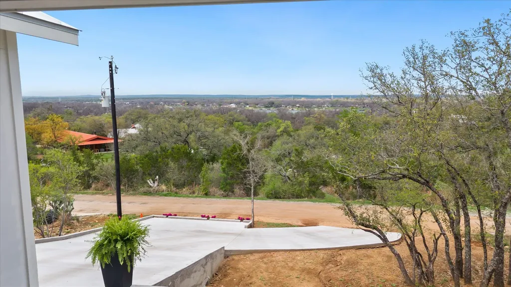 405 Taylor Drive Horseshoe Bay TX 78657