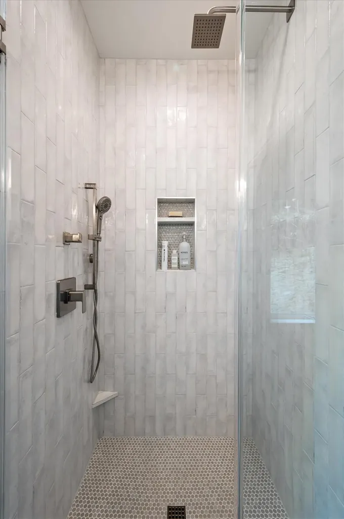405 Taylor Drive Horseshoe Bay TX 78657