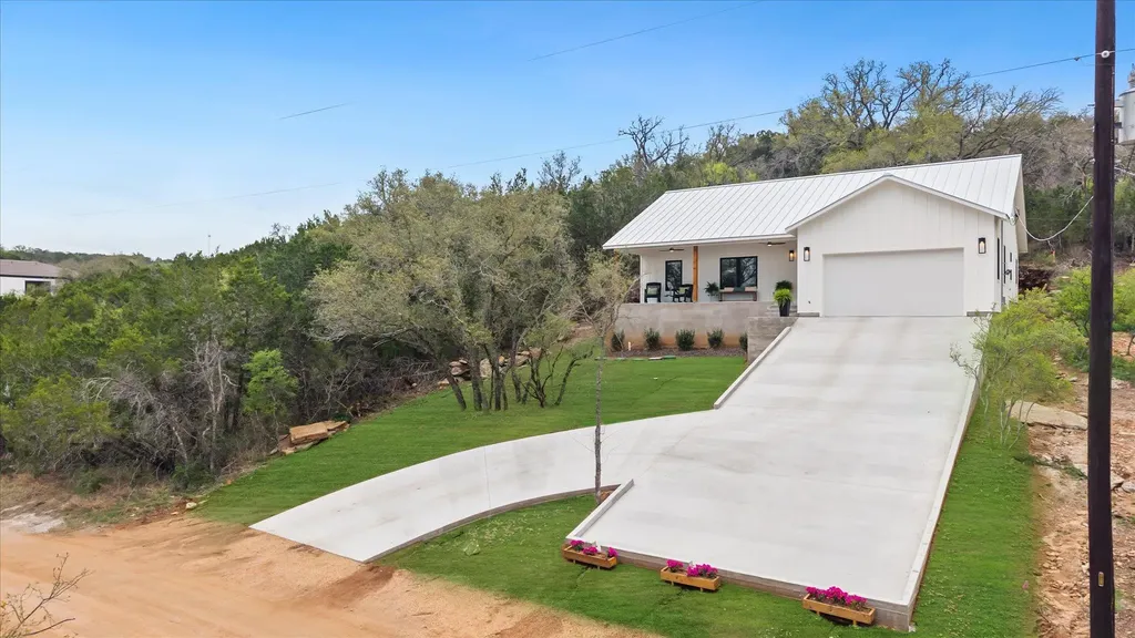 405 Taylor Drive Horseshoe Bay TX 78657