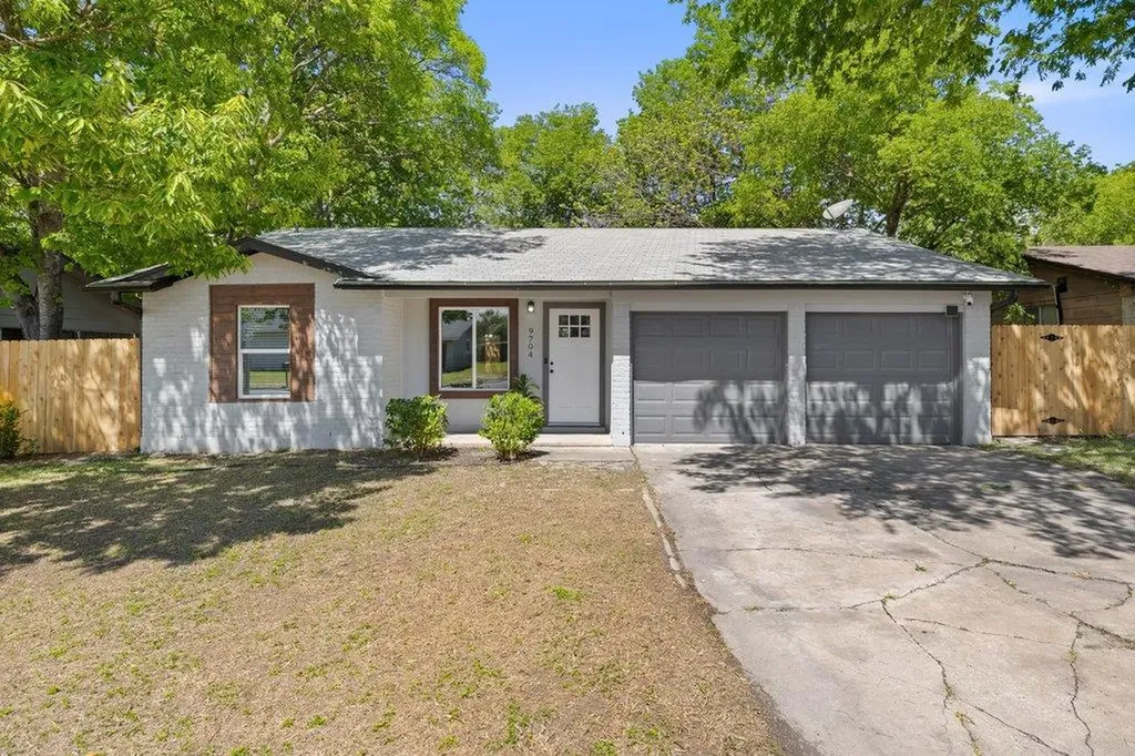 9704 Oriole Drive Austin TX 78753