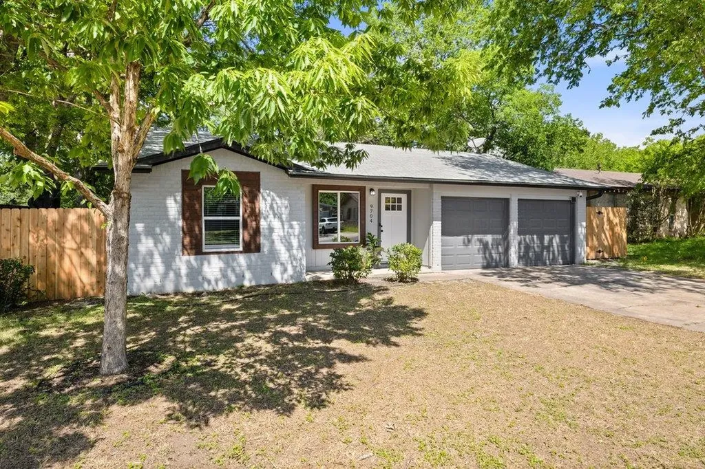 9704 Oriole Drive Austin TX 78753