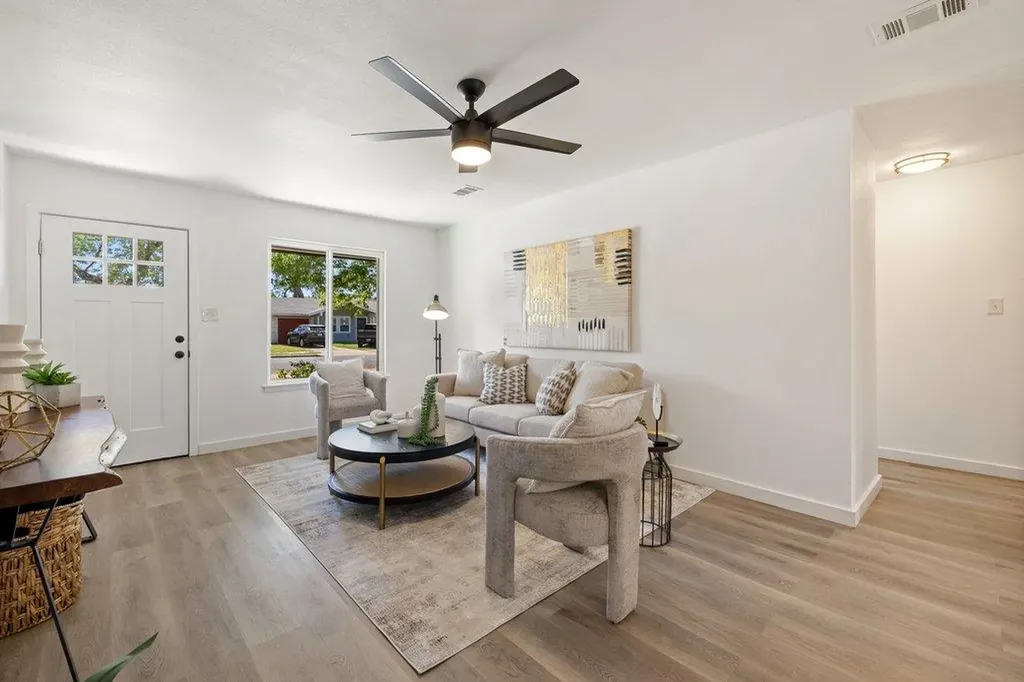 9704 Oriole Drive Austin TX 78753
