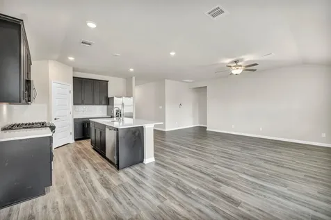 102 Greenspire Lane Hutto TX 78634