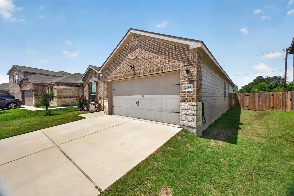 225 Mount Vernon Way Liberty Hill TX 78642