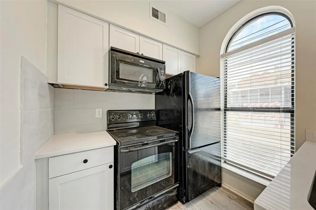 2714 Nueces Street Austin TX 78705