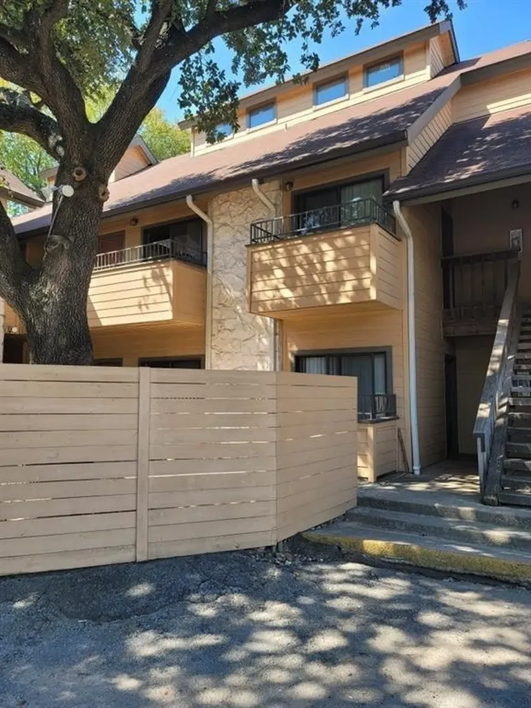 2714 Nueces Street Austin TX 78705