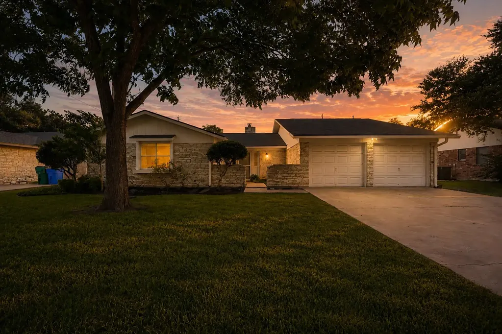 2301 Lillie Lane Taylor TX 76574
