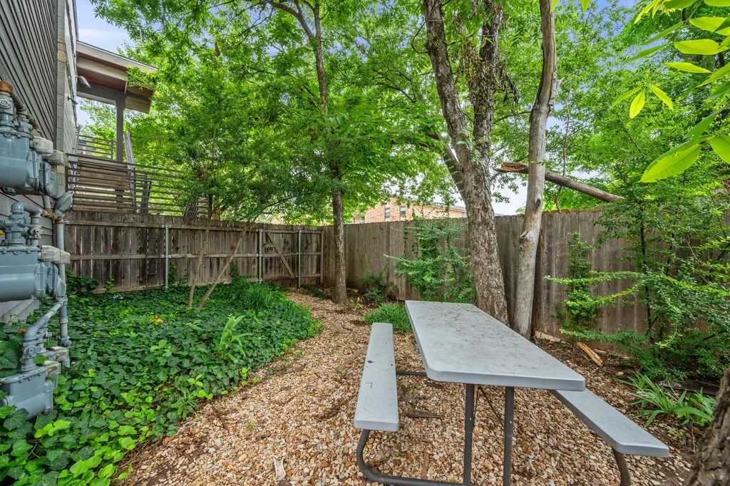 1504 Collier Street Austin TX 78704