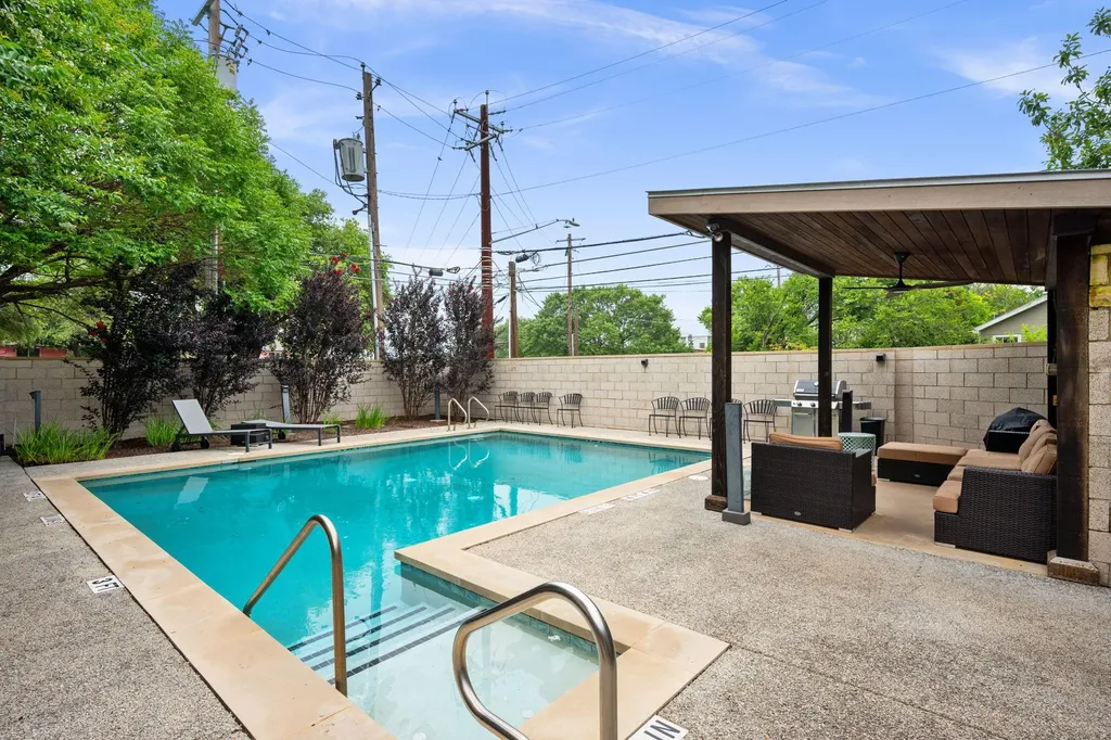 1504 Collier Street Austin TX 78704